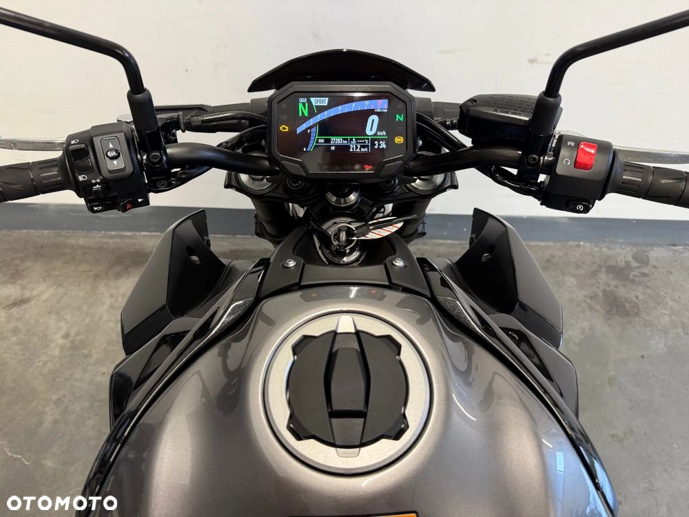 Kawasaki Z 900 - 9