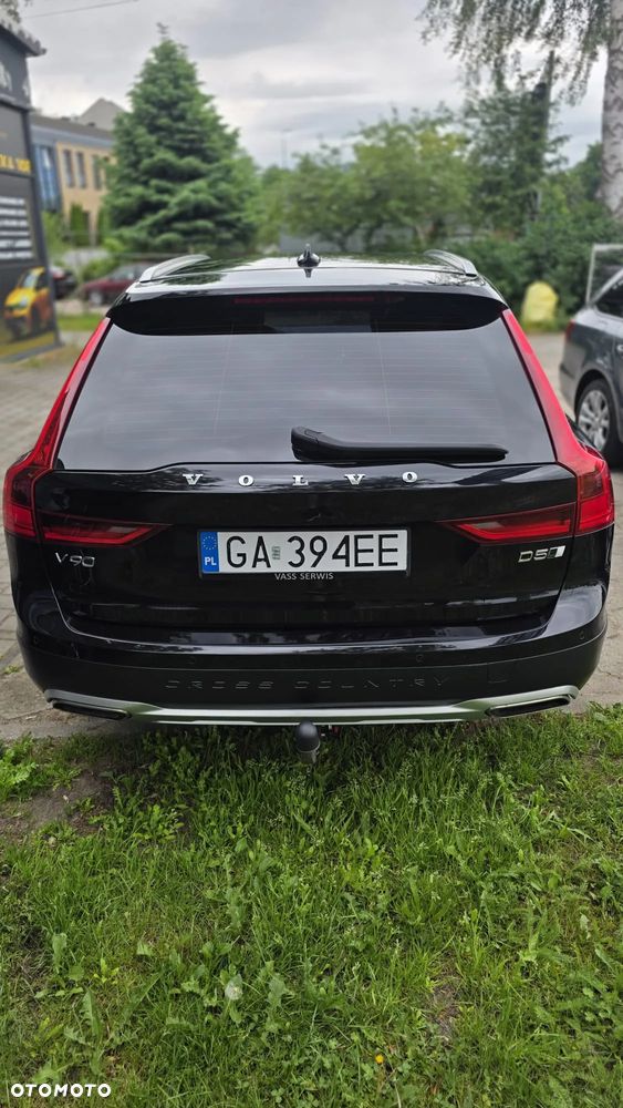 Volvo V90 D5 AWD Momentum - 8