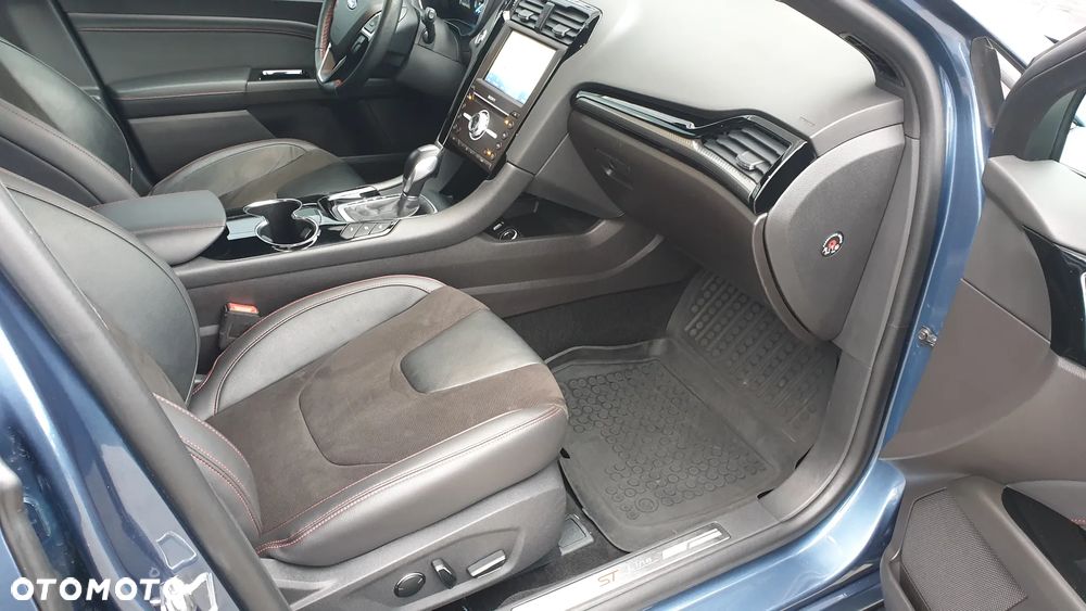 Ford Mondeo 2.0 Hybrid ST-Line X - 19