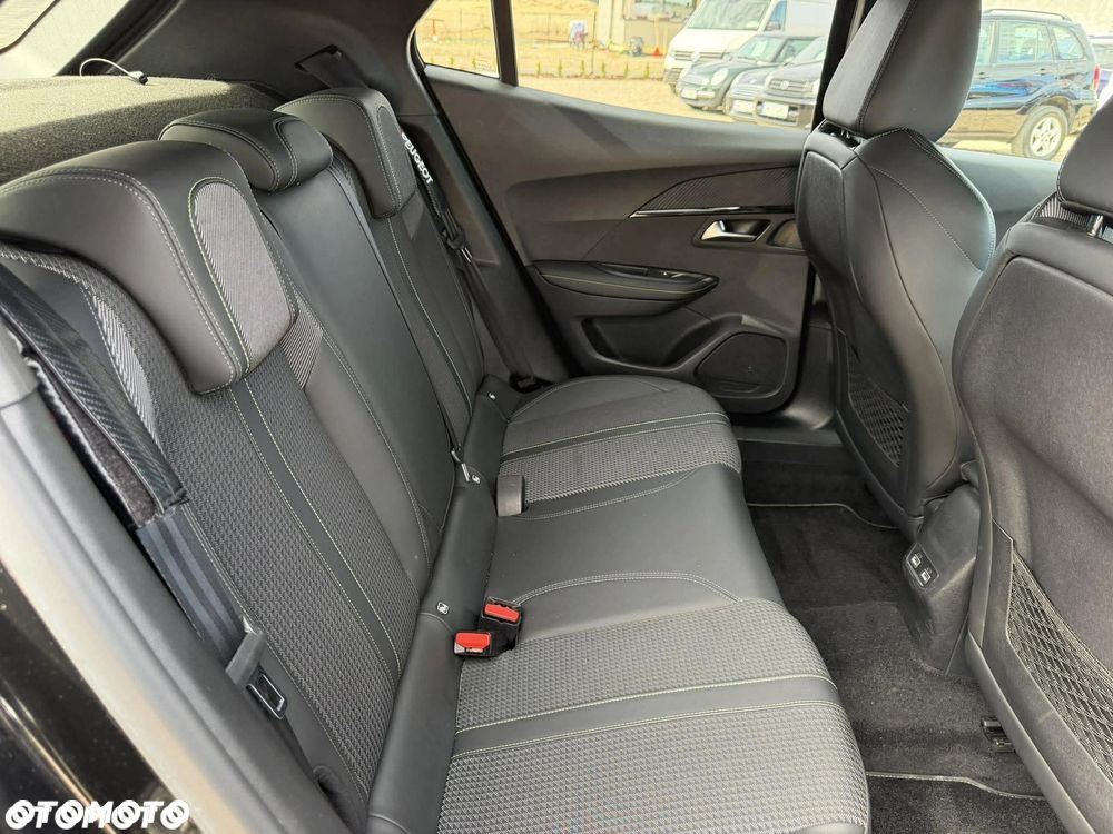 Peugeot 2008 1.5 BlueHDi GT Line S&S EAT8 - 20