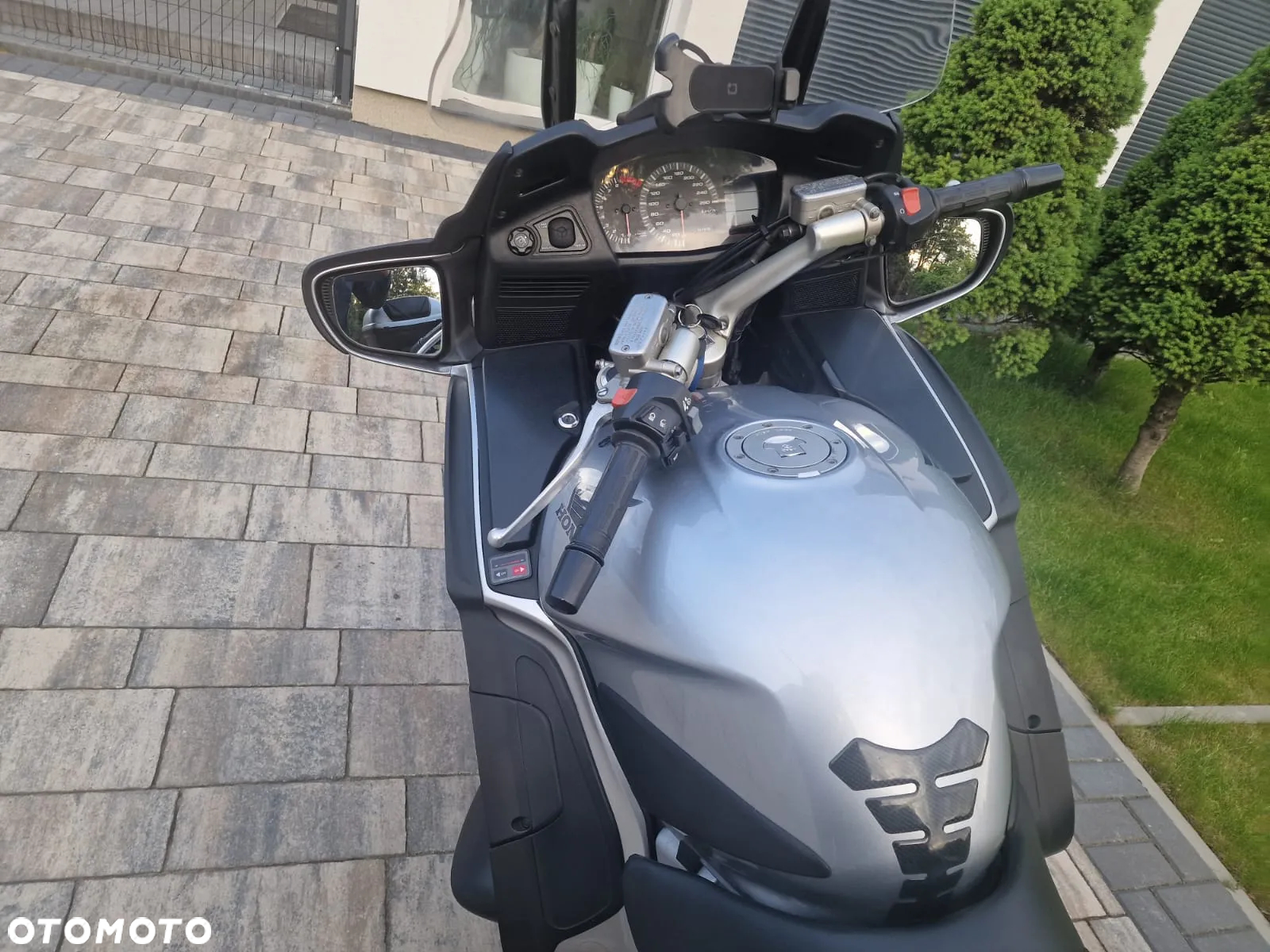 Honda ST - 23