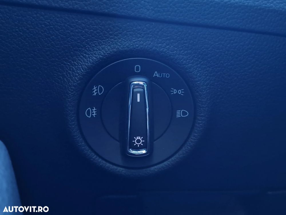 Skoda Superb 2.0 TDI DSG Ambition - 13