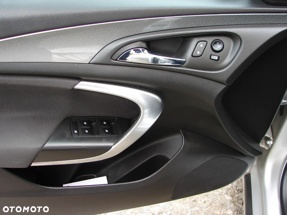 Opel Insignia - 27