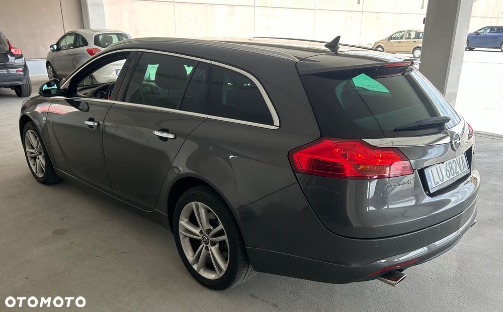 Opel Insignia 2.0 Turbo 4x4 - 9