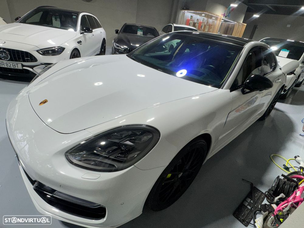 Porsche Panamera 4 E-Hybrid Platinum Edition - 7