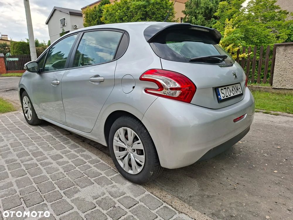 Peugeot 208 1.2 VTi Active ETG5 - 14