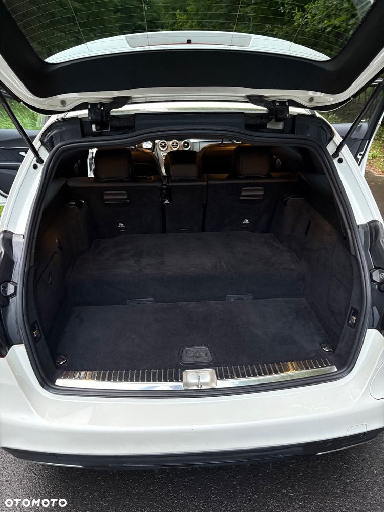 Mercedes-Benz Klasa C 300 de 9G-TRONIC - 14