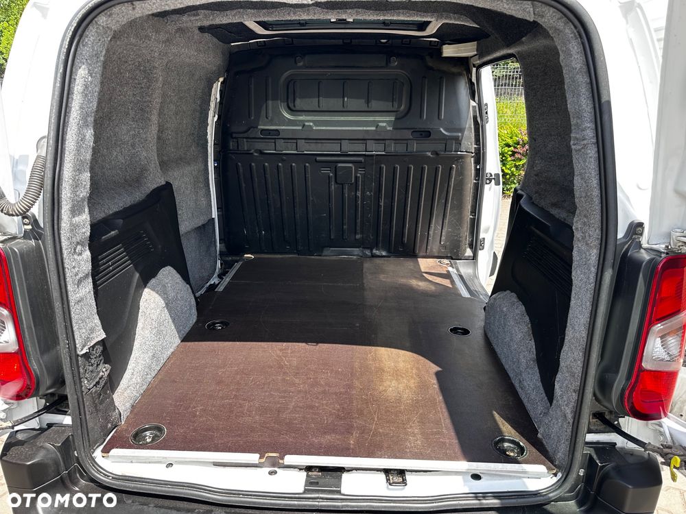 Opel Combo - 25