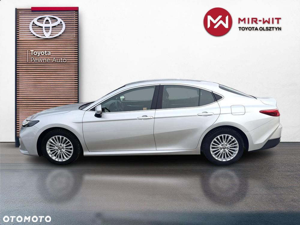 Toyota Camry - 2