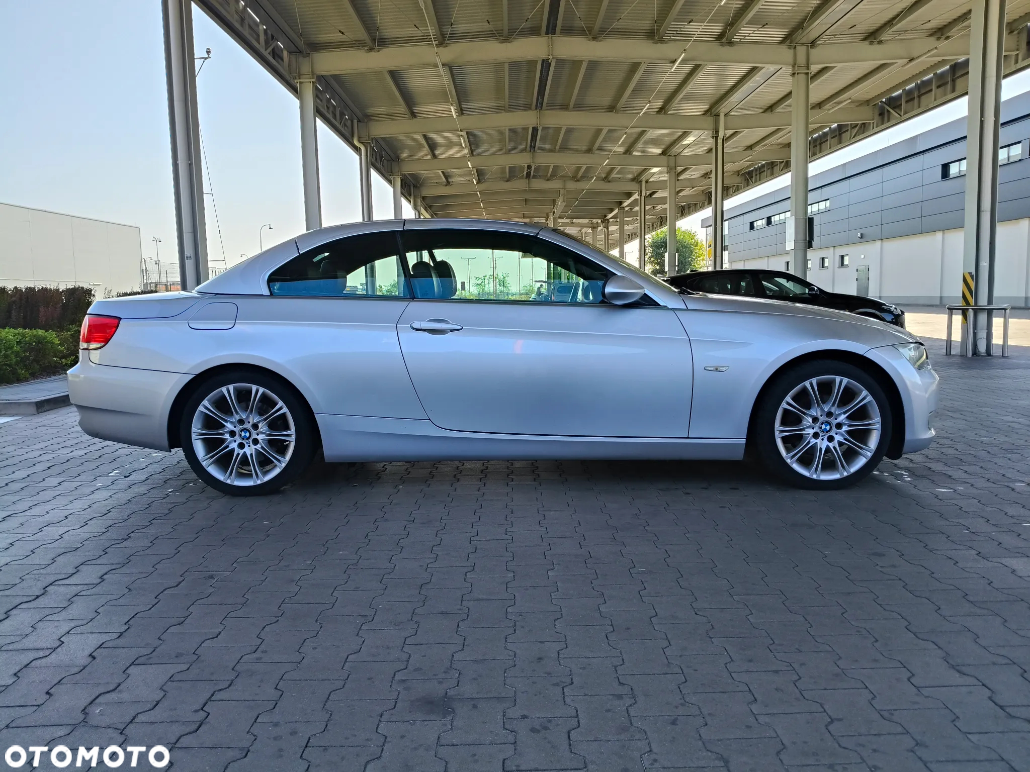 BMW Seria 3 320i - 14