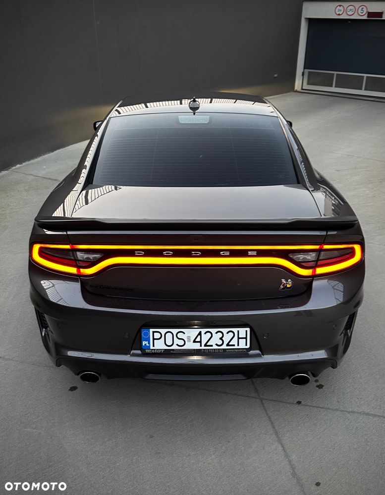 Dodge Charger 6.4 Scat Pack Widebody - 9