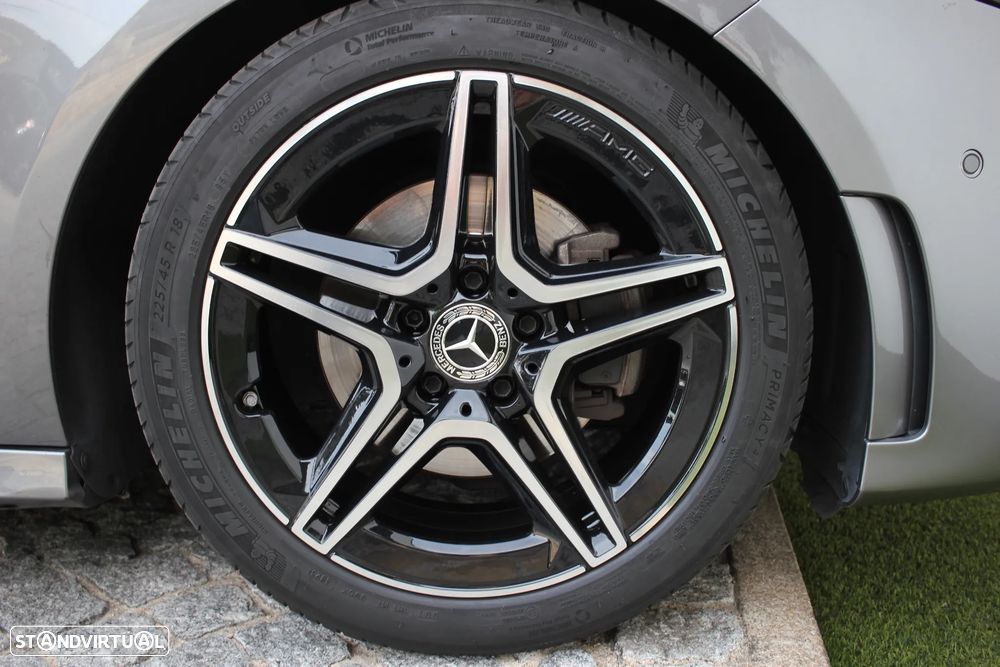 Mercedes-Benz A 200 AMG Line Aut. - 27