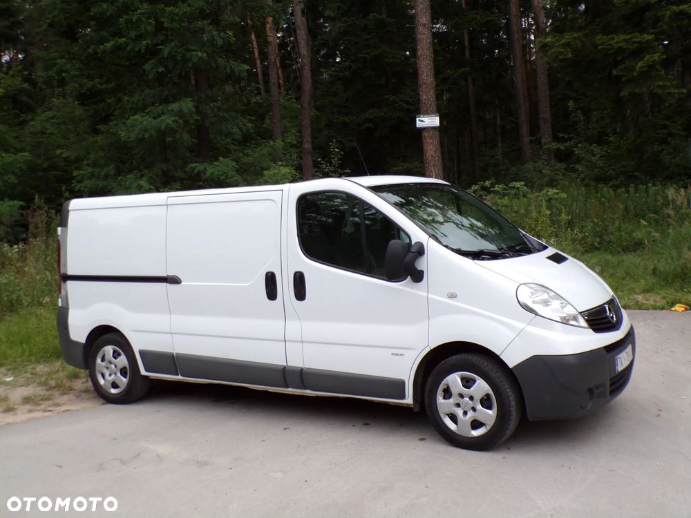 Opel VIVARO - 11