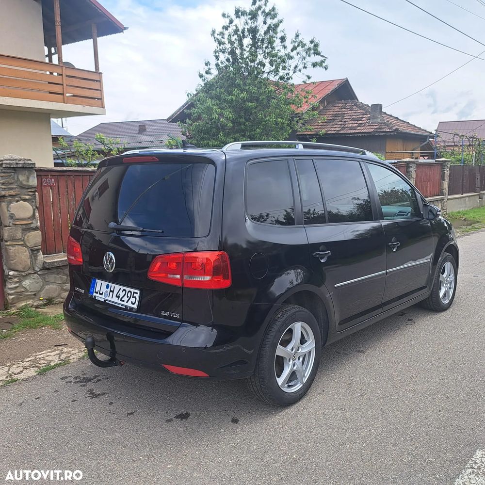 Volkswagen Touran - 2