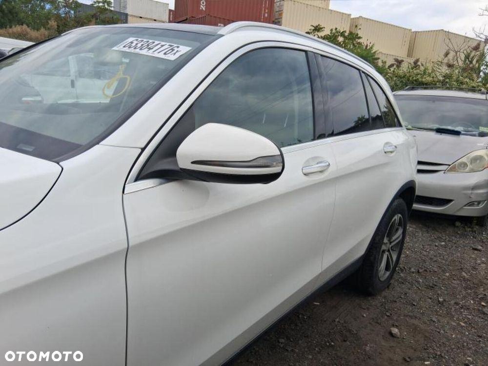 Mercedes-Benz GLC - 18