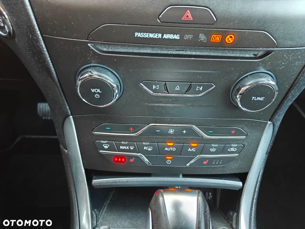 Ford S-Max 2.0 TDCi Bi-Turbo Titanium PowerShift - 18