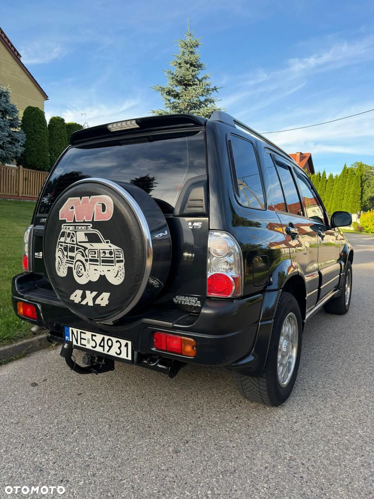 Suzuki Grand Vitara - 12