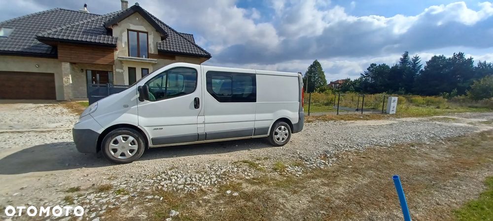 Renault Trafic - 2