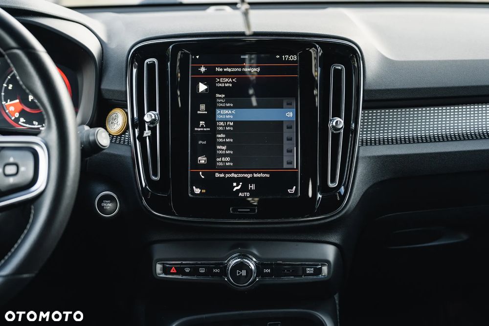 Volvo XC 40 T4 R-Design - 24