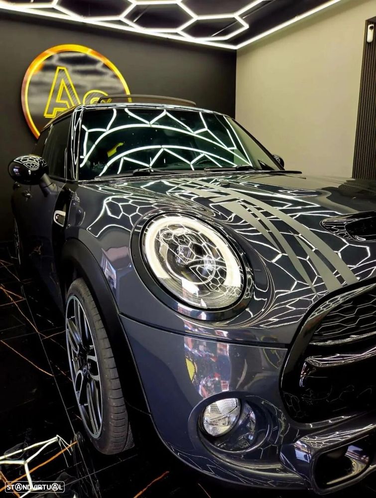MINI 5 Portas Cooper S Aut. - 24