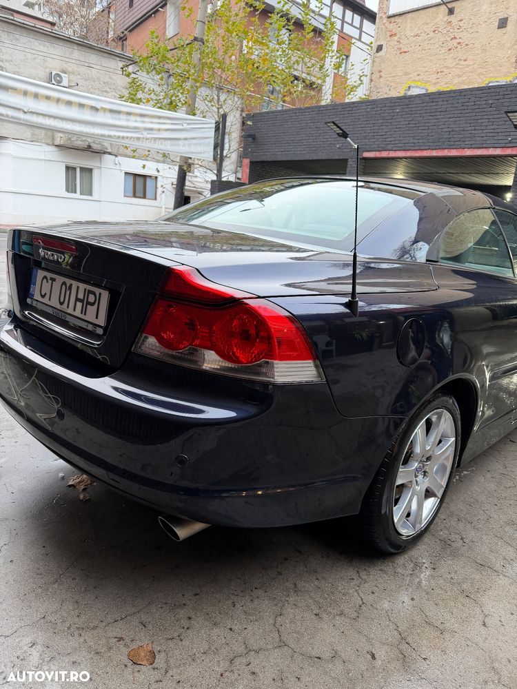 Volvo C70 2.4i Momentum - 5