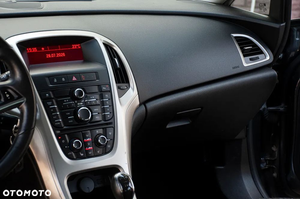 Opel Astra 1.4 Turbo Innovation - 36