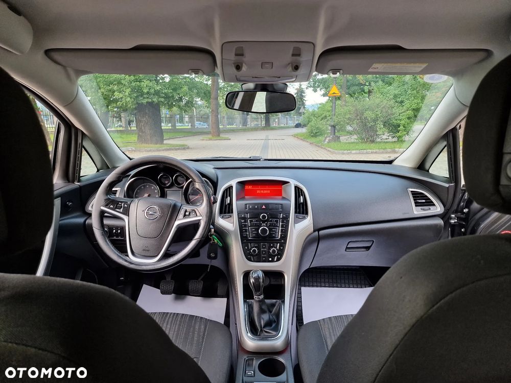 Opel Astra 1.6 Cosmo - 6