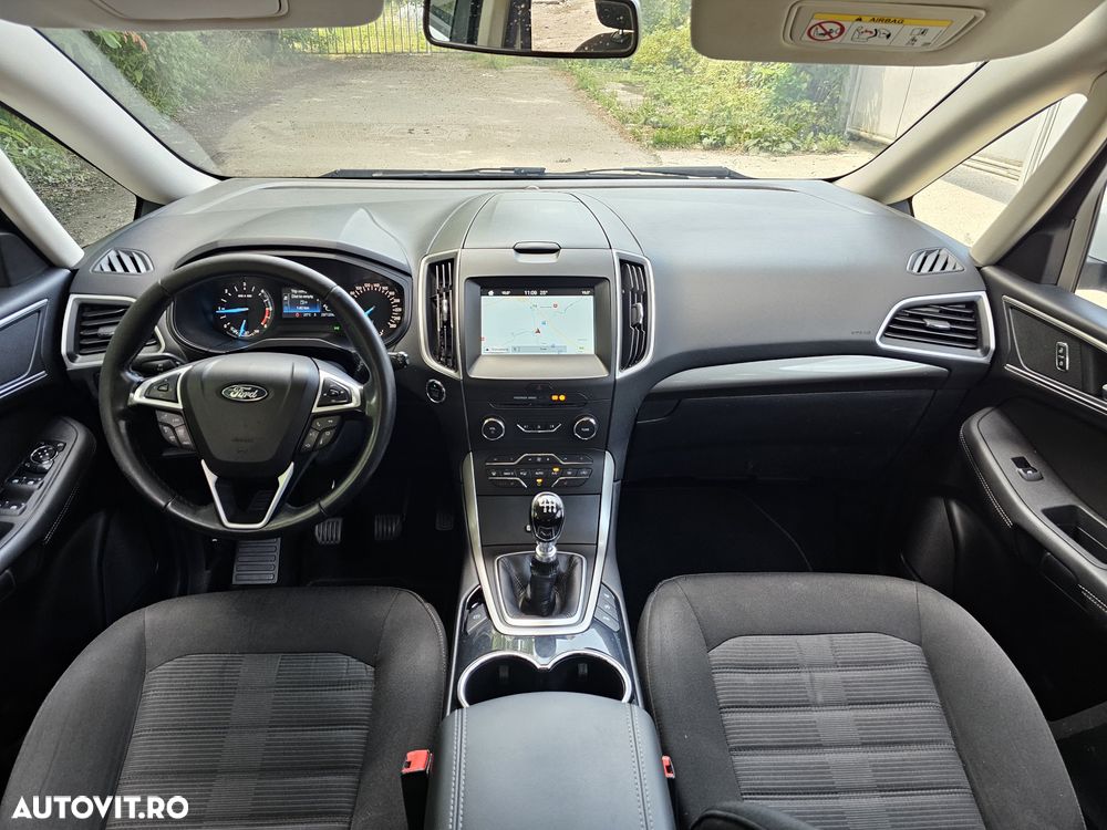Ford Galaxy - 7