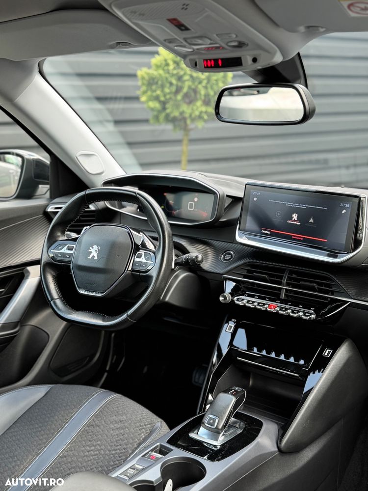 Peugeot 2008 PureTech 130 Stop&Start EAT6 Black Edition - 8