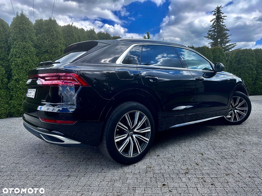 Audi Q8 - 5