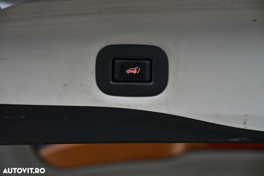 Nissan X-Trail 2.0 dCi ALL-MODE 4x4i Xtronic Tekna - 25