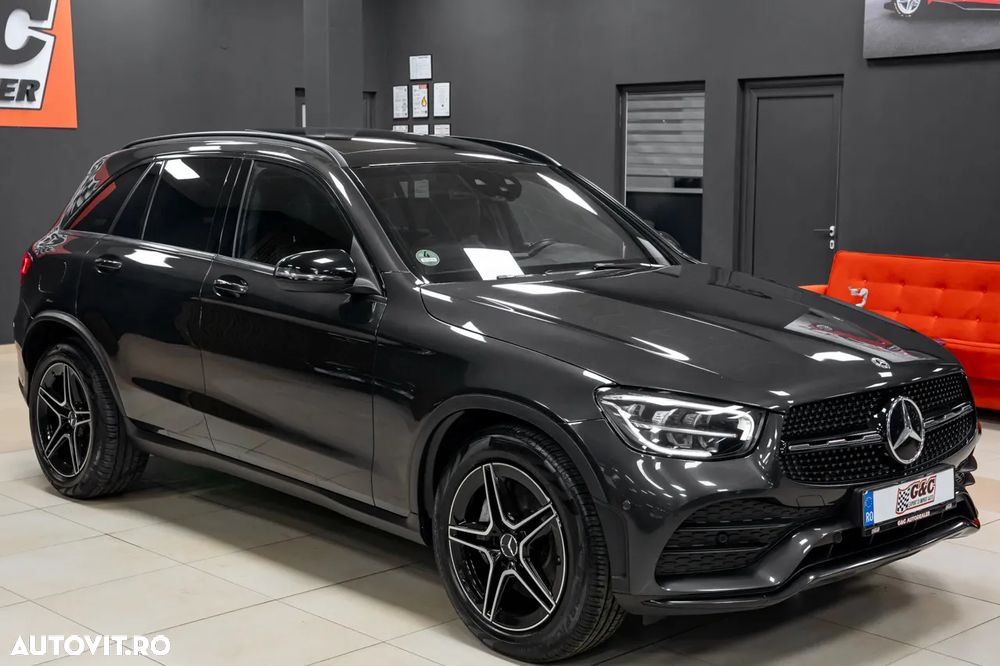 Mercedes-Benz GLC 220 d 4MATIC 9G-TRONIC AMG Line - 3