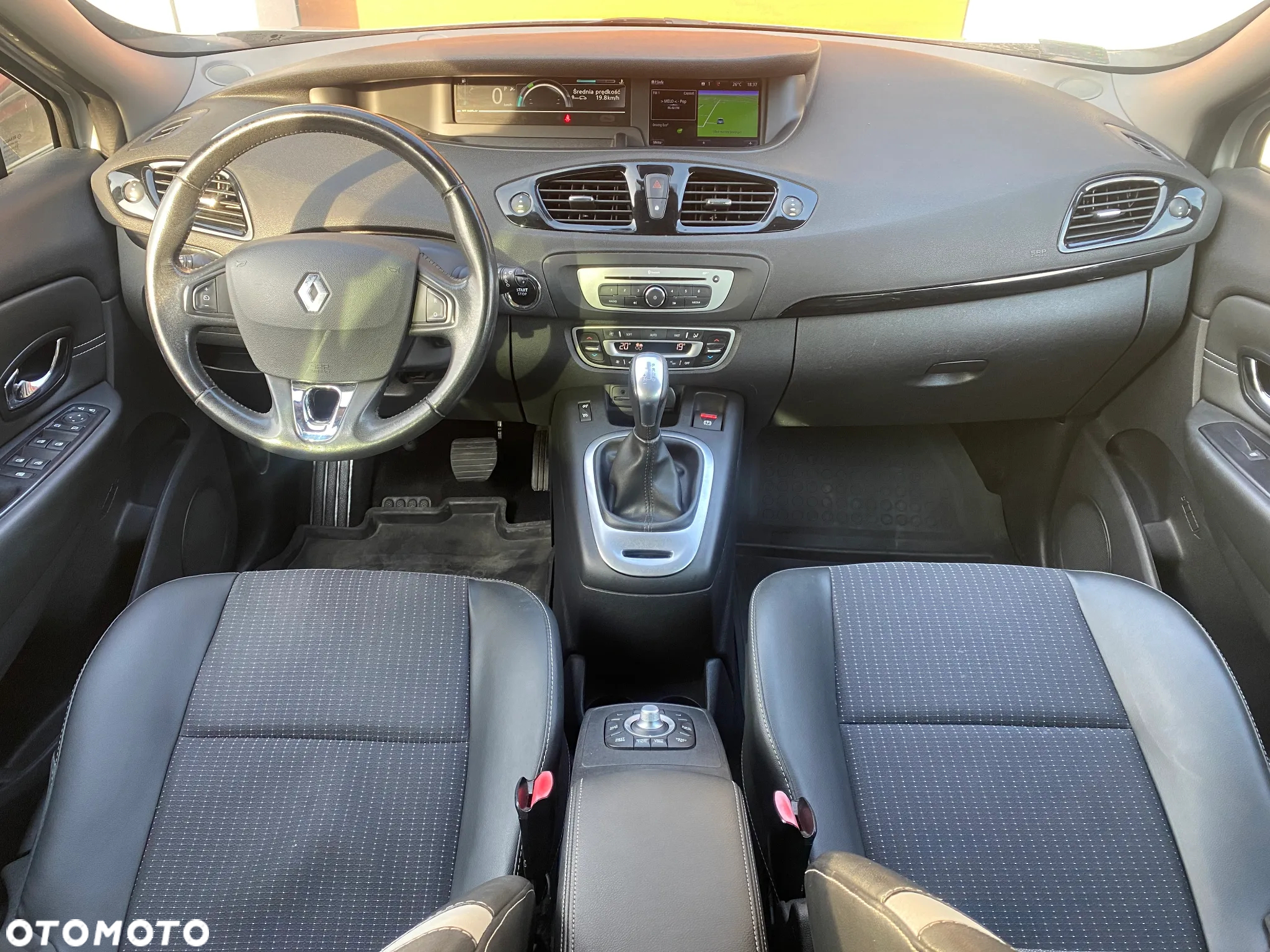 Renault Scenic 1.5 dCi Energy Limited EDC EU6 - 16