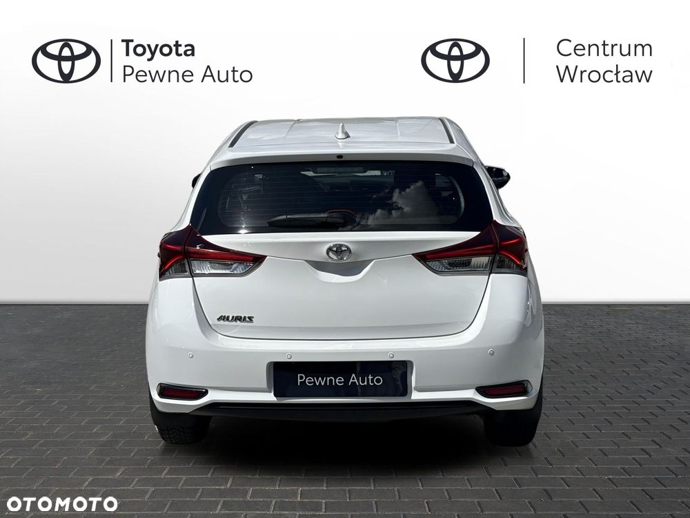 Toyota Auris 1.33 VVT-i Active - 4