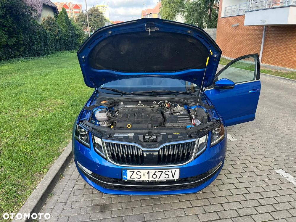 Skoda Octavia 2.0 TDI Style DSG - 8