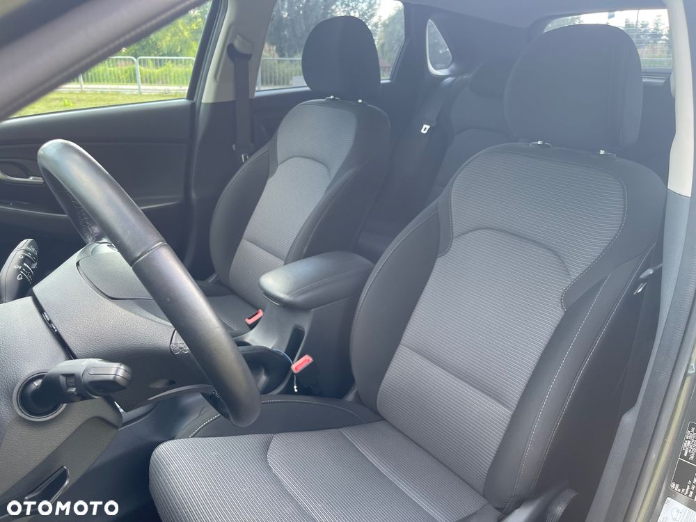 Hyundai i30 1.0 T-GDI Modern DCT - 10