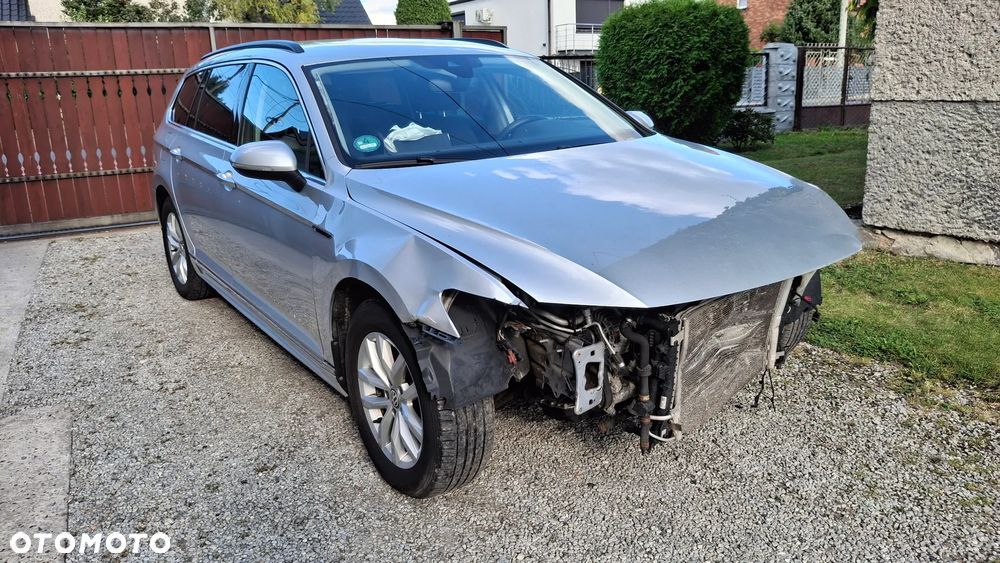 Volkswagen Passat - 5