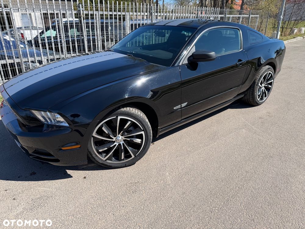Ford Mustang - 7