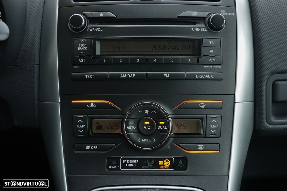 Toyota Auris 1.33 VVT-i Life+ - 29