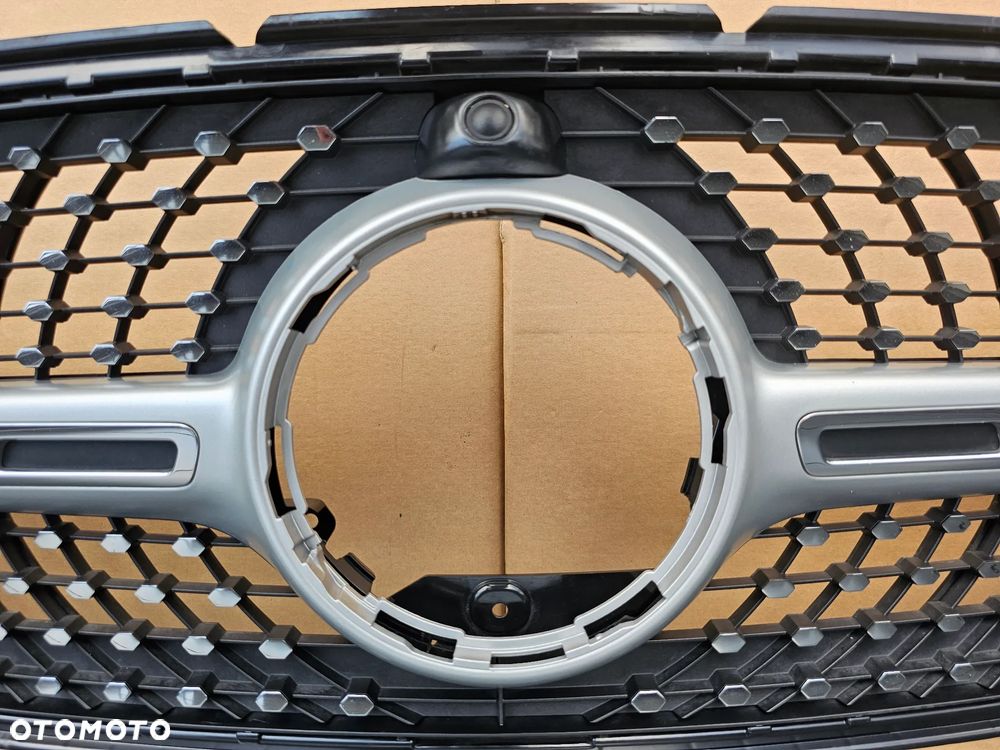 Grill atrapa Mercedes GLB X247 A2478885900 - 4