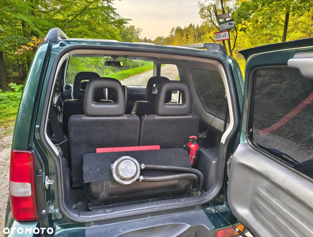 Suzuki Jimny - 12