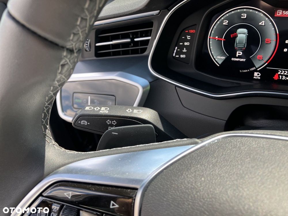Audi A6 Avant - 16