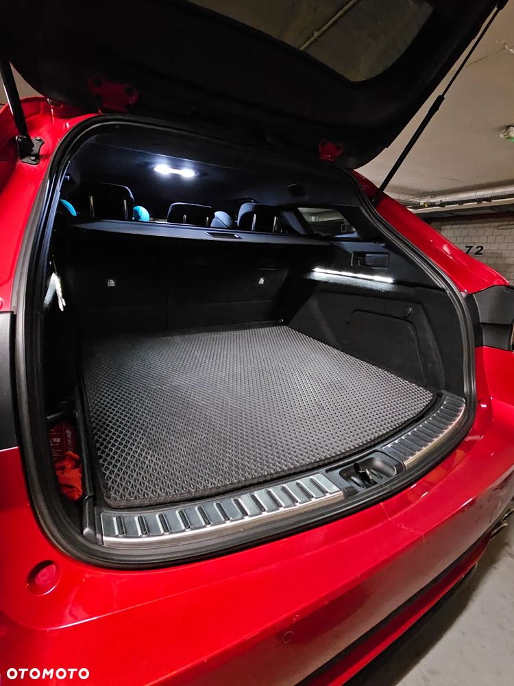 Toyota Corolla 2.0 Hybrid Comfort - 7