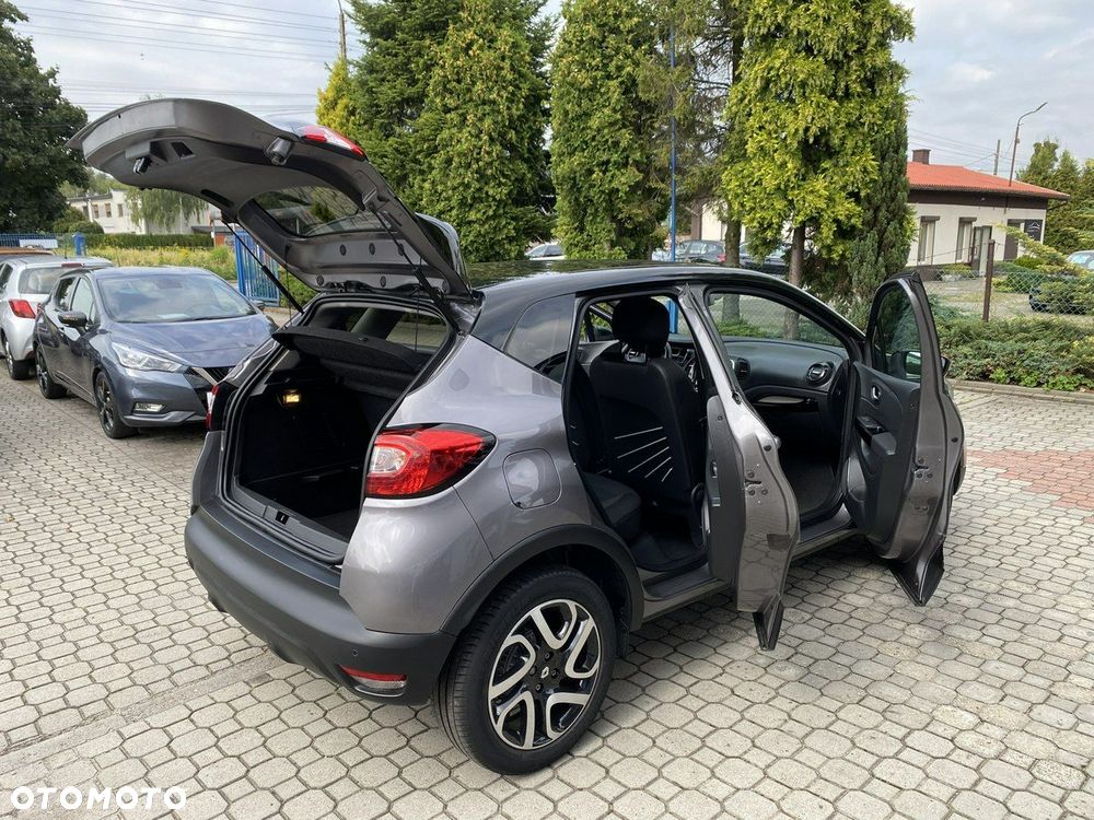 Renault Captur - 24