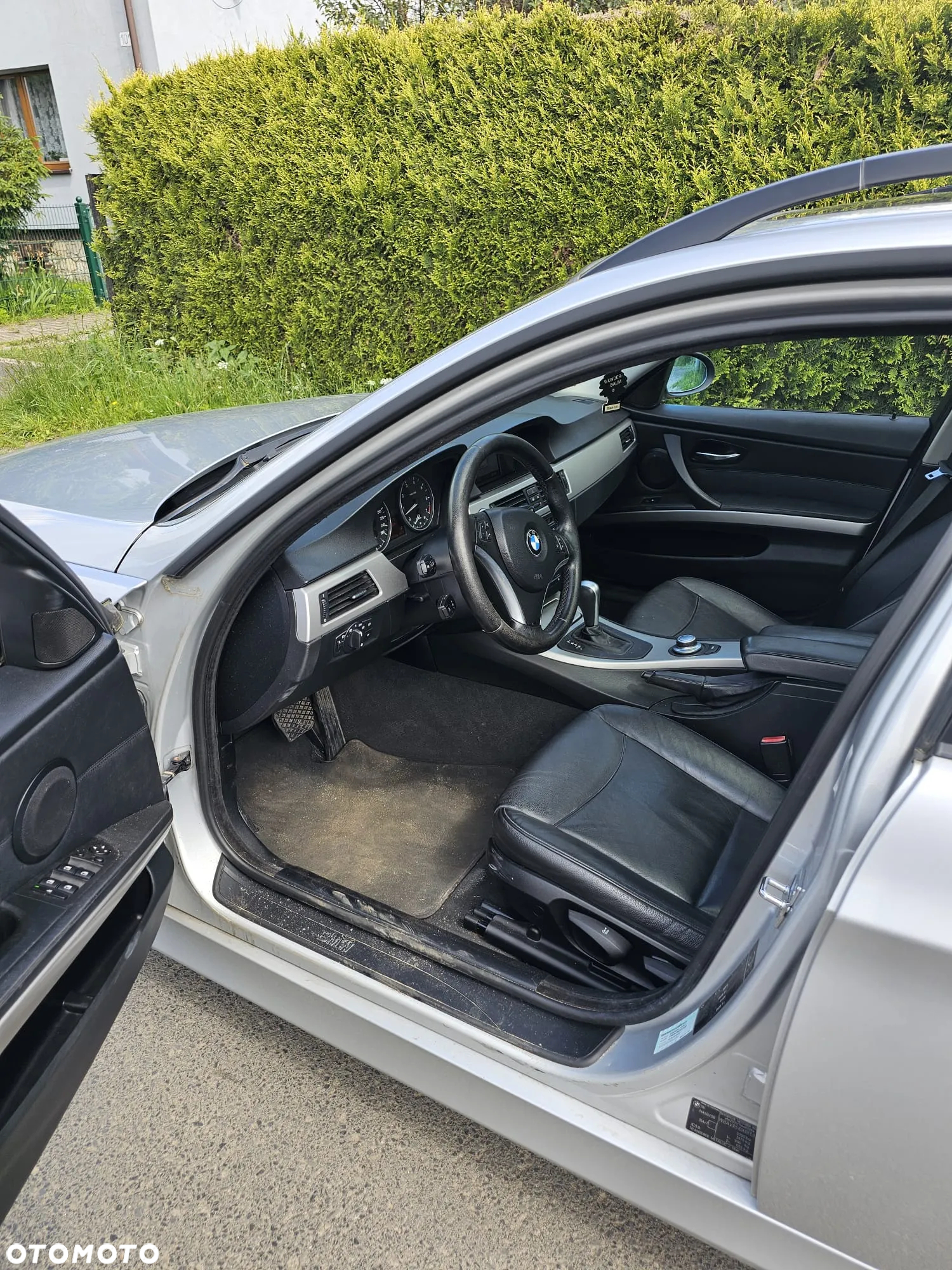 BMW Seria 3 318i - 10