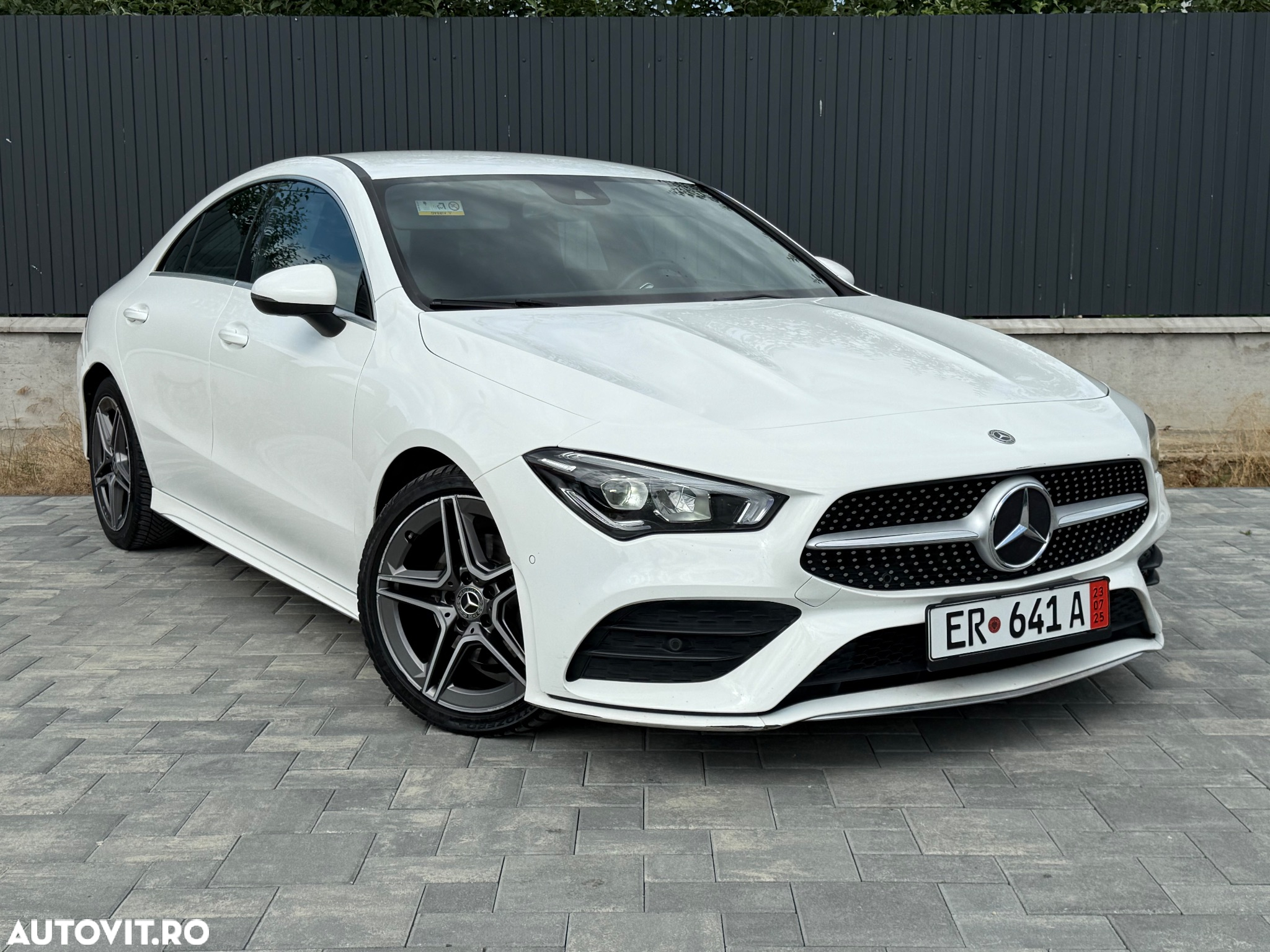 Mercedes-Benz CLA 180 d Shooting Brake 7G-DCT AMG Line - 22