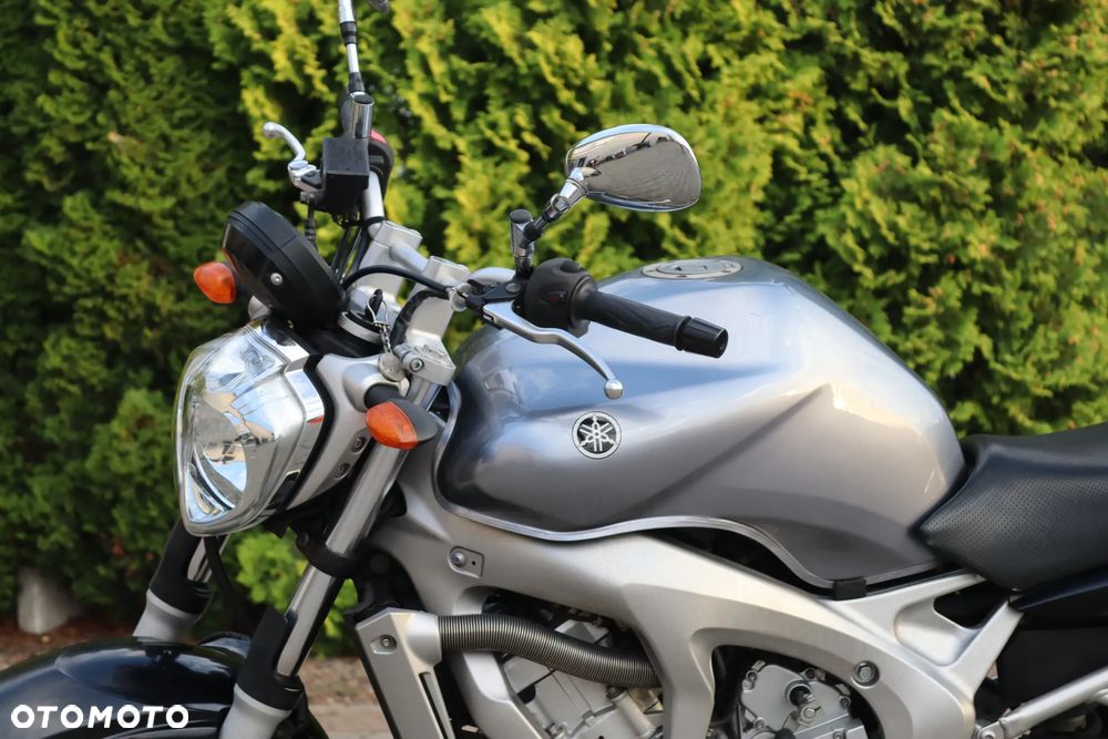 Yamaha FZ6 - 4