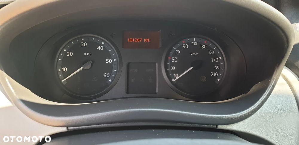 Renault Trafic - 13