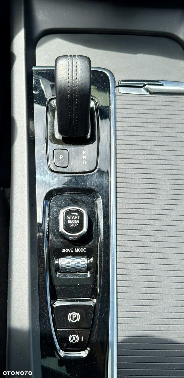 Volvo XC 60 T6 AWD Plug-In Hybrid Inscription - 22