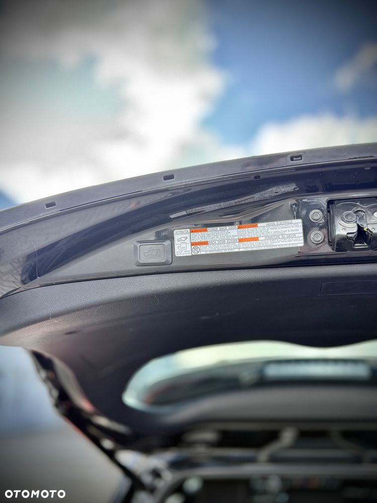 Toyota RAV4 Hybrid Premium 4x4 - 14